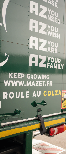 photo de l'arrière camion colza